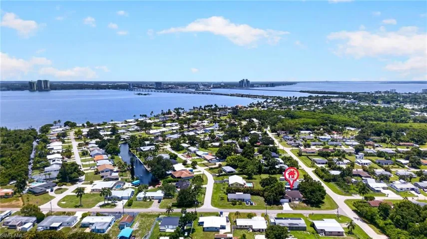 1398 Evalena Ln, North Fort Myers, Florida 33917