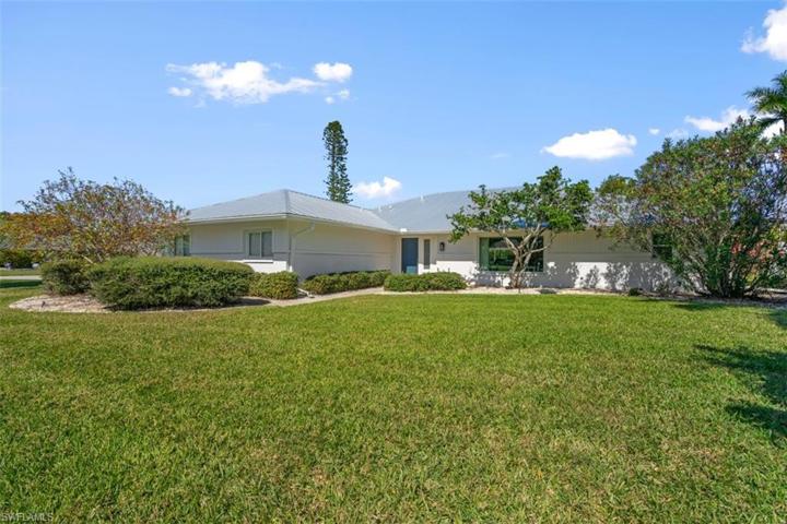 15061 Bonaire CIR, FORT MYERS FL 33908