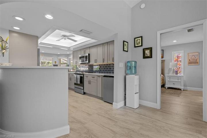 15061 Bonaire CIR, FORT MYERS FL 33908