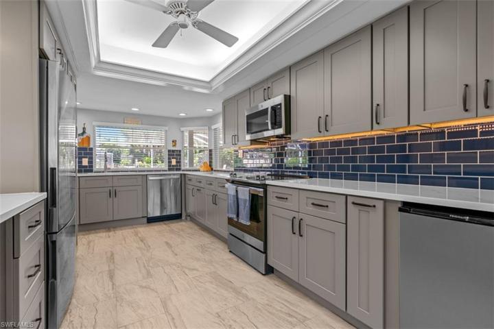 15061 Bonaire CIR, FORT MYERS FL 33908