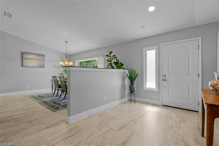 15061 Bonaire CIR, FORT MYERS FL 33908