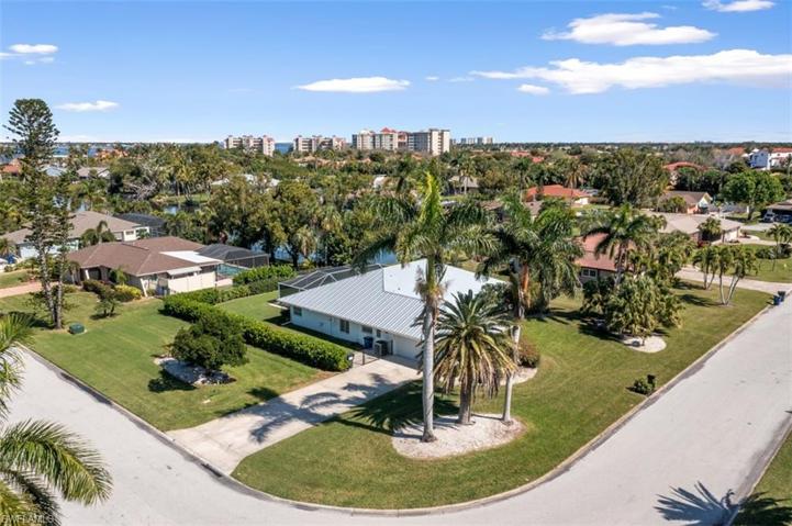 15061 Bonaire CIR, FORT MYERS FL 33908