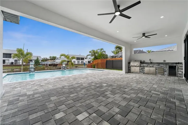 Huge patio with outdoor kitchen