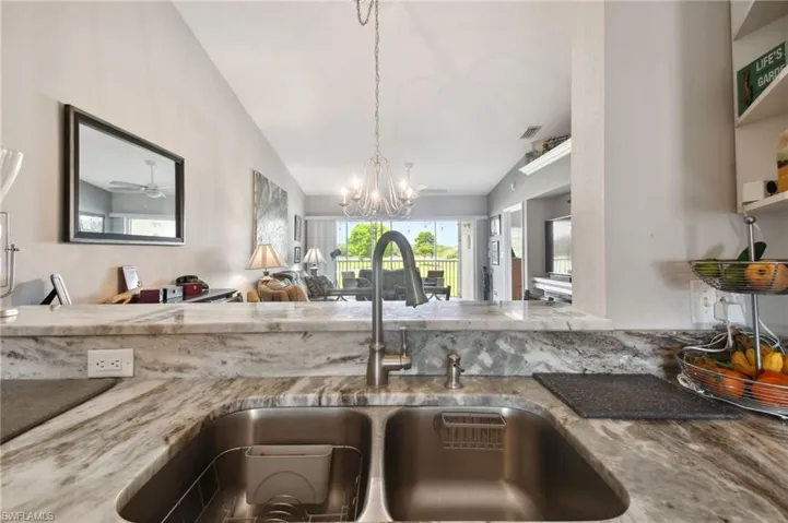 9165 Michael Cir 1002, Naples, Florida 34113