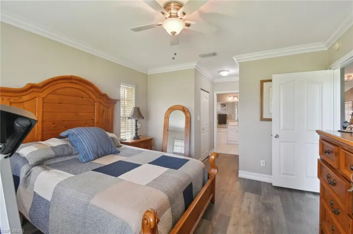 9165 Michael Cir 1002, Naples, Florida 34113