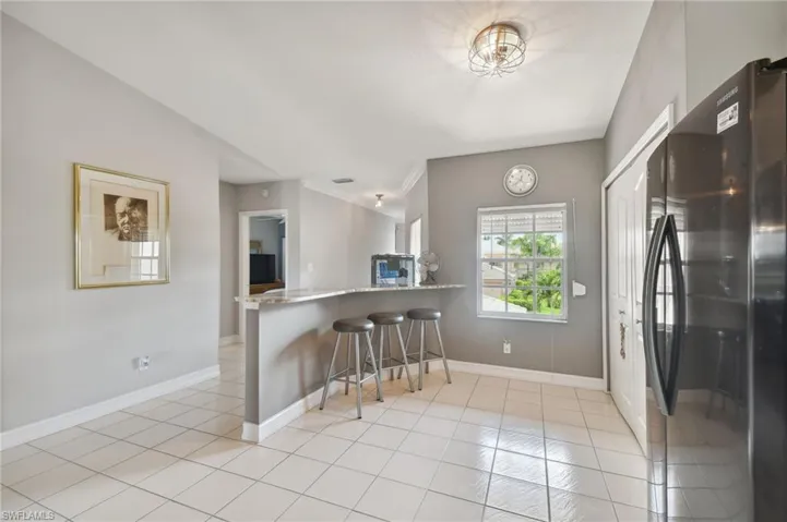 9165 Michael Cir 1002, Naples, Florida 34113
