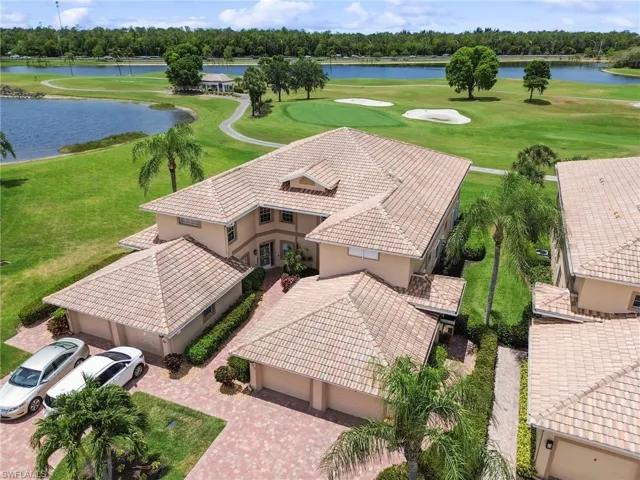 9165 Michael Cir 1002, Naples, Florida 34113