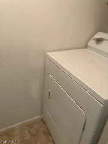 clothes dryer