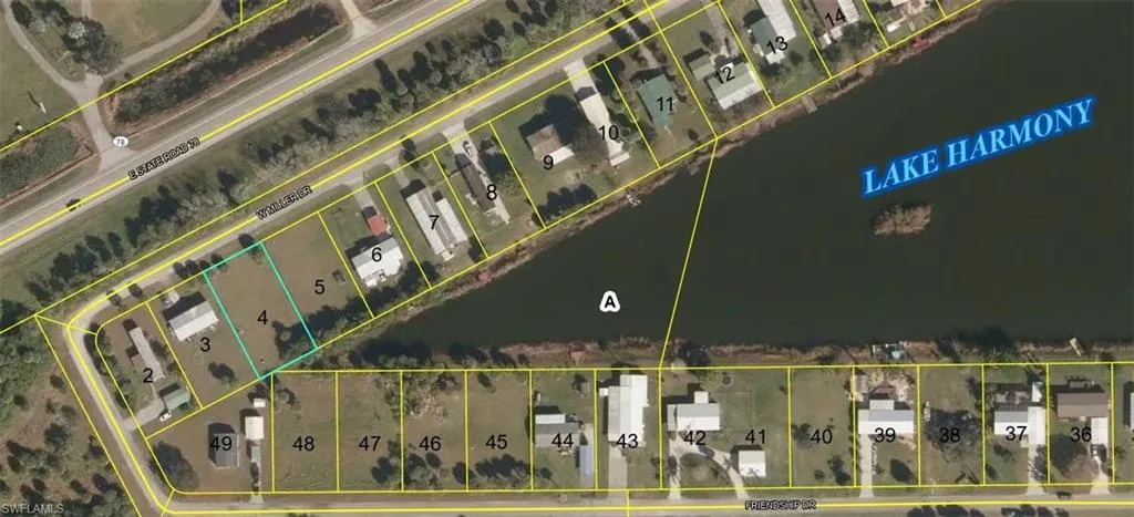 1125 W Miller  DR, Moore Haven, FL 33471