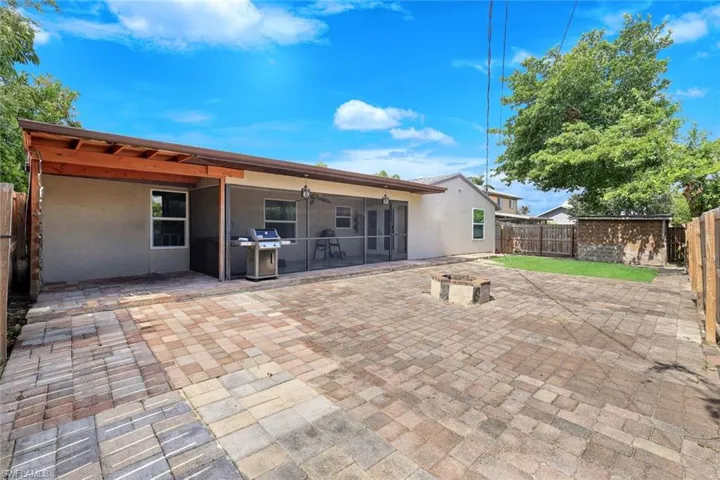 8110 Valencia Rd, Fort Myers, Florida 33967