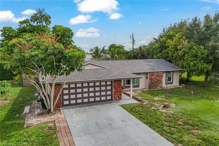 8110 Valencia Rd, Fort Myers, Florida 33967