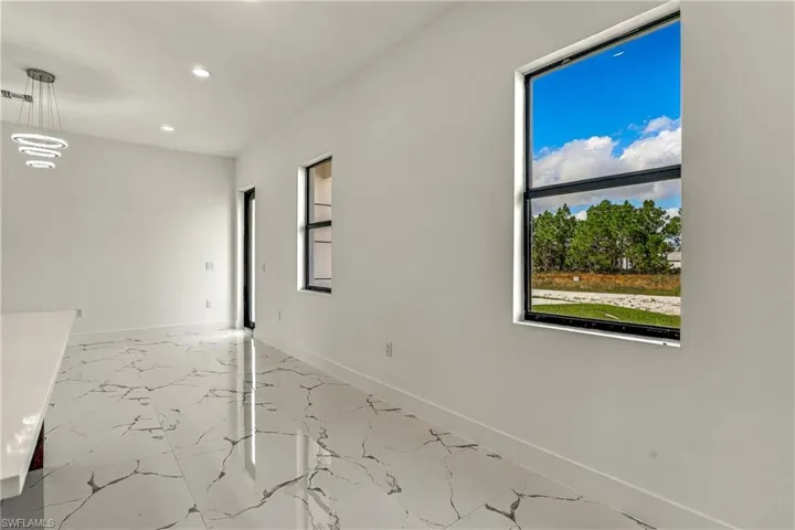 904 Wabasso Ct, Lehigh Acres, Florida 33974