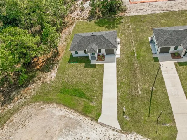 904 Wabasso Ct, Lehigh Acres, Florida 33974