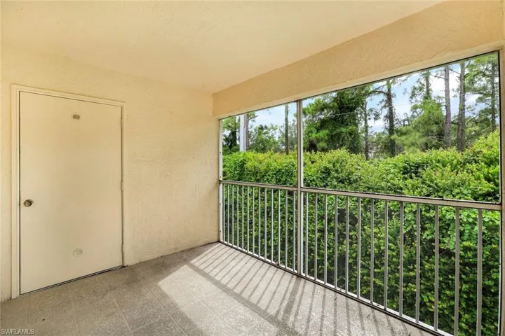 6635 Huntington Lakes Cir # 202, Naples, Florida 34119