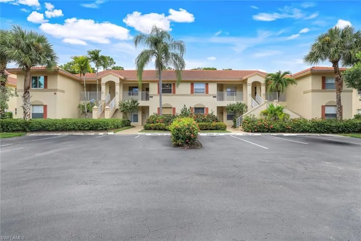 6635 Huntington Lakes Cir # 202, Naples, Florida 34119