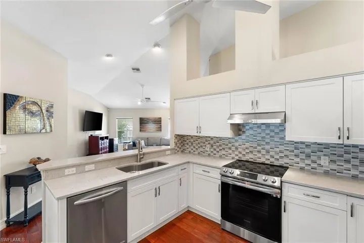 223  Kirtland  DR, Naples, FL 34110