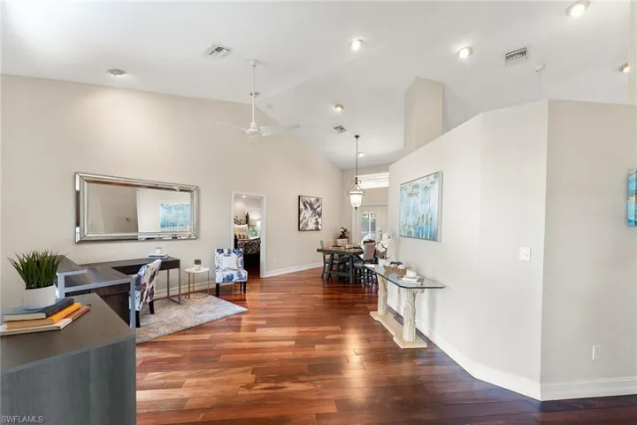 223  Kirtland  DR, Naples, FL 34110