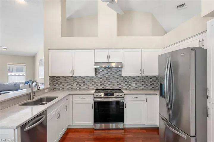 223  Kirtland  DR, Naples, FL 34110