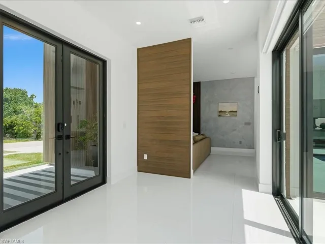 1787 Dogwood Dr, Marco Island, Florida 34145