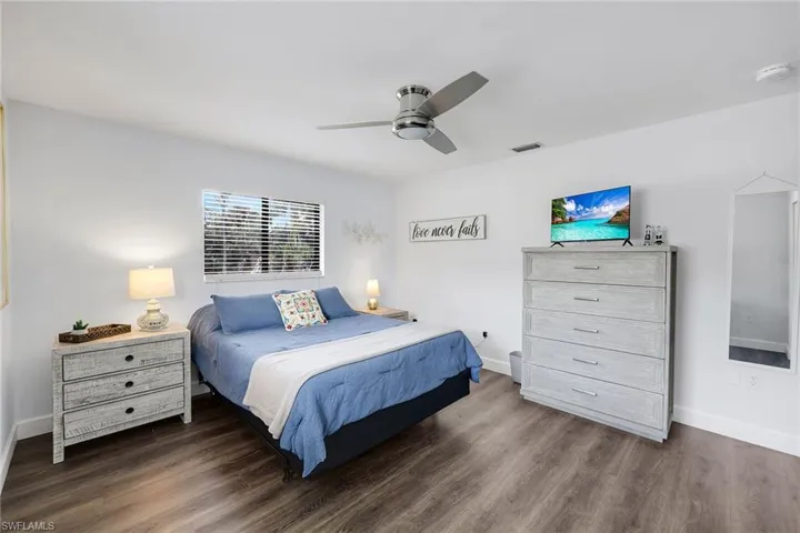 27051 Edgewood St, Bonita Springs, Florida 34135