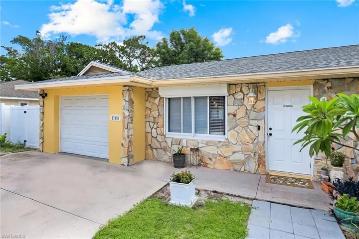 27051 Edgewood St, Bonita Springs, Florida 34135