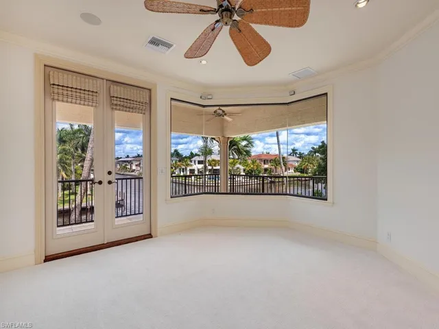 651  21st S AVE, Naples, FL 34102