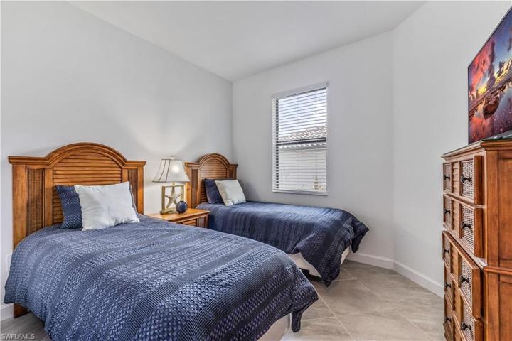 Second bedroom