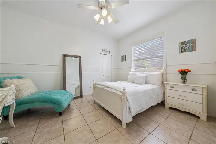 4085 16th Ave Ne, Naples, Florida 34120