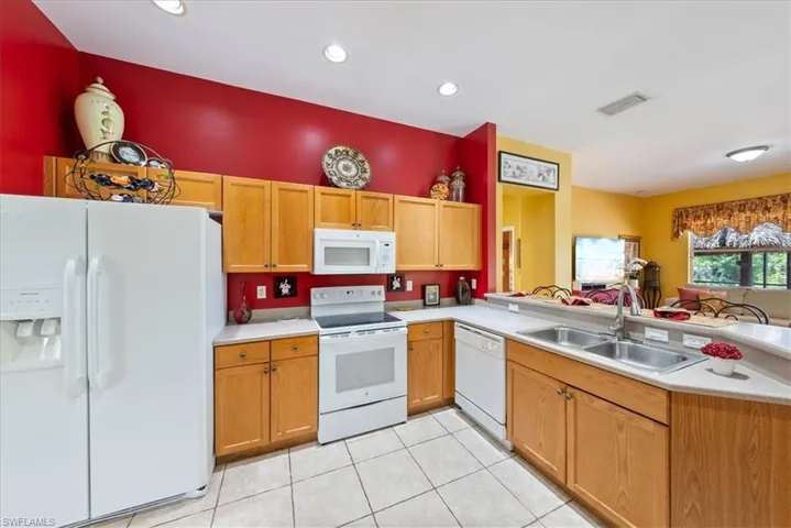 4085 16th Ave Ne, Naples, Florida 34120