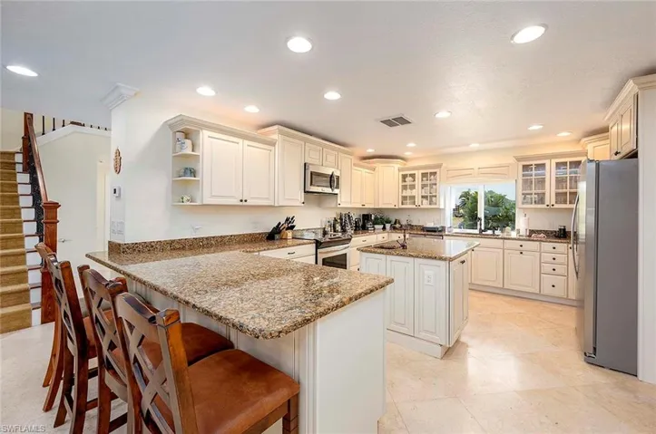 5208 Sw 8th Ct, Cape Coral, Florida 33914