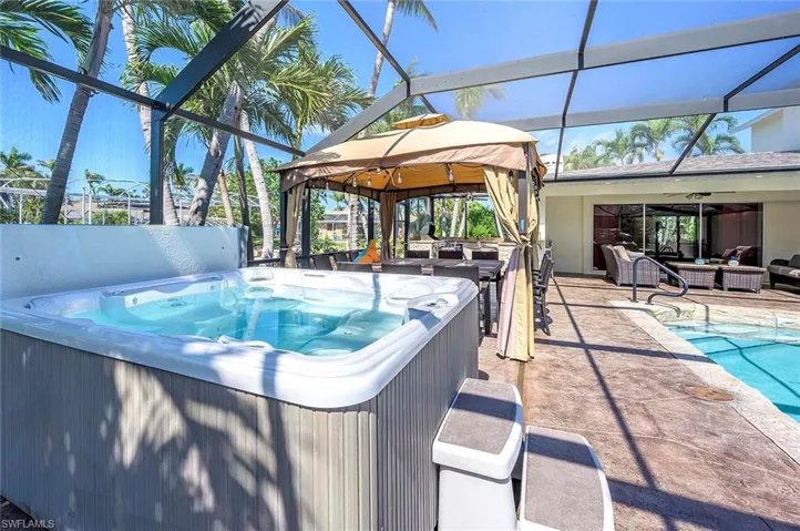 5208 Sw 8th Ct, Cape Coral, Florida 33914
