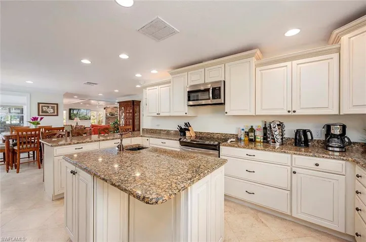 5208 Sw 8th Ct, Cape Coral, Florida 33914