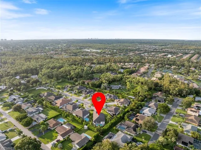 Bird's eye view showing just 5 miles to the beautiful beaches.