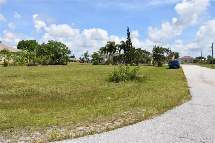 2480 Nw 8th Ter, Cape Coral, Florida 33993