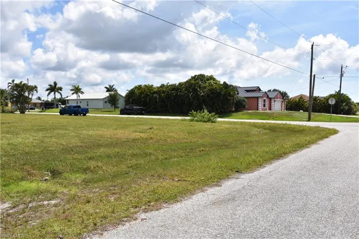2480 Nw 8th Ter, Cape Coral, Florida 33993