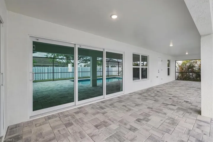 1904 NW 18th  ST, Cape Coral, FL 33993