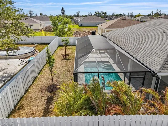 1904 NW 18th  ST, Cape Coral, FL 33993