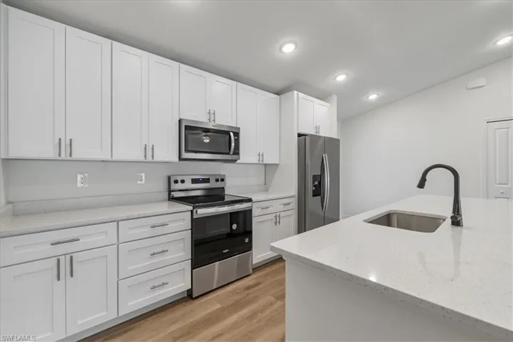 1904 NW 18th  ST, Cape Coral, FL 33993