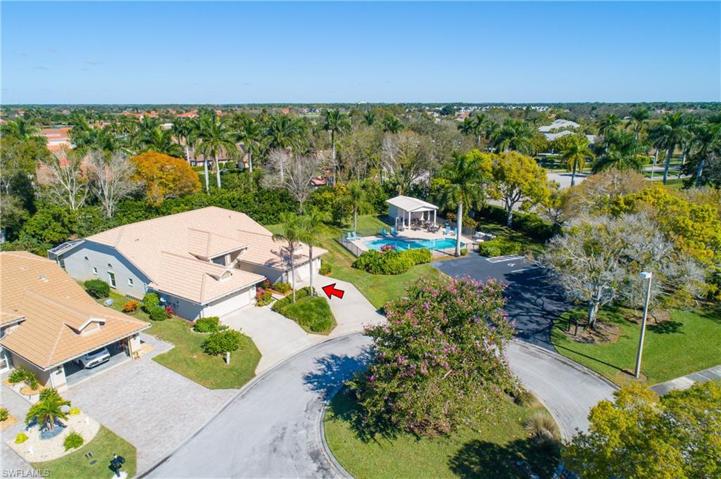 8510  Mustang  DR, NAPLES, FL 34113