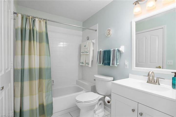 8510  Mustang  DR, NAPLES, FL 34113