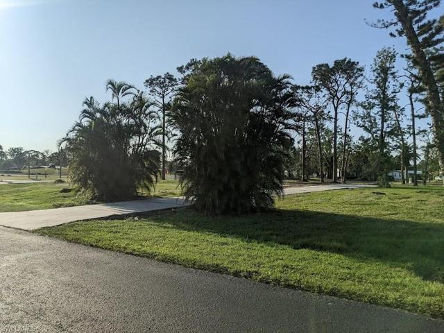 19279  Arrowhead  LN, NORTH FORT MYERS, FL 33903
