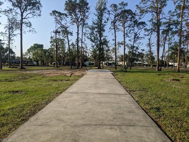 19279  Arrowhead  LN, NORTH FORT MYERS, FL 33903