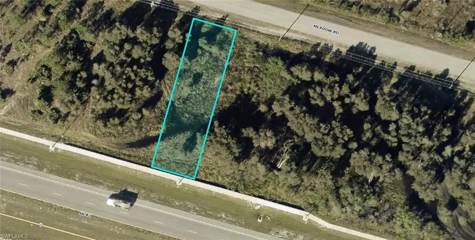 3122  Meadow  RD, Lehigh Acres, FL 33974