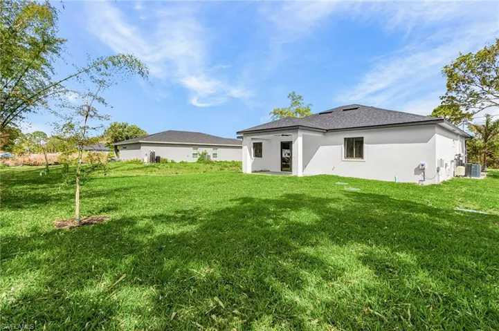 2903 10th St Sw, Lehigh Acres, Florida 33976