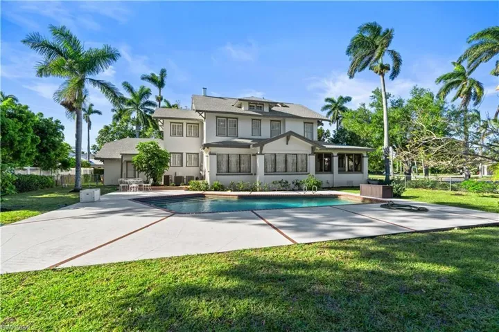 3235 Avocado Dr, Fort Myers, Florida 33901