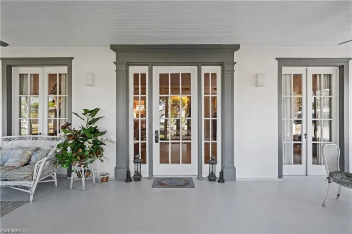 3235 Avocado Dr, Fort Myers, Florida 33901