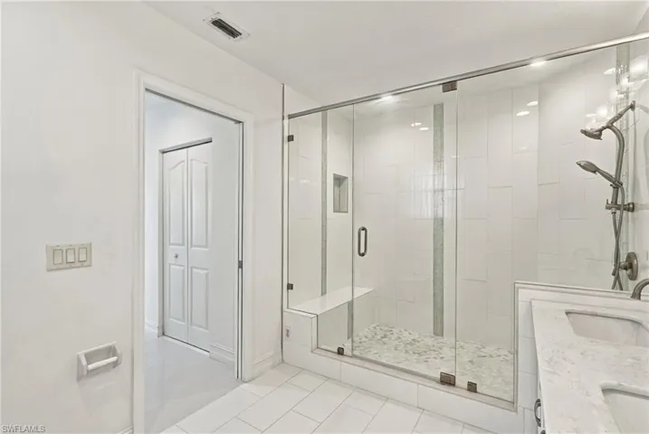9175 Michael Cir 4, Naples, Florida 34113