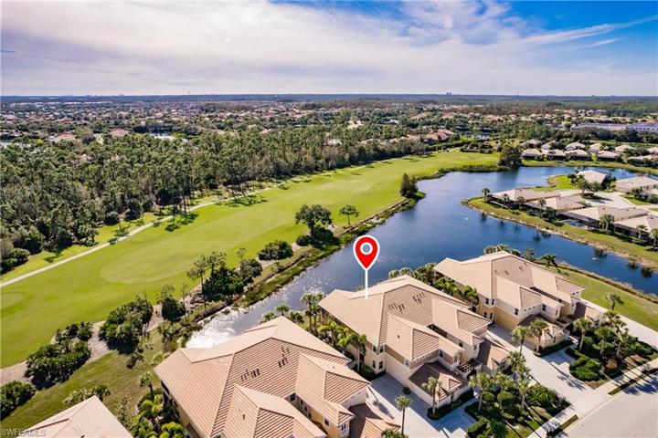LOCATION! LOCATION! LOCATION! PERFECT SPOT WITH LAKE & GOLF VIEW WITH THE PRESERVE IN THE BACKGROUND! IF YOU'RE LOOKING FOR PEACE & QUITE & AN AMAZING VIEW THIS IS THE HOME FOR YOU!