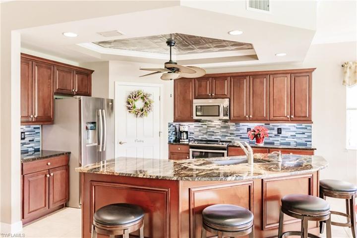 JUST PICTURE YOUR FAMILY & FRIENDS GATHERED AROUND THE COUNTERTOP CELEBRATING THE HOLIDAYS!