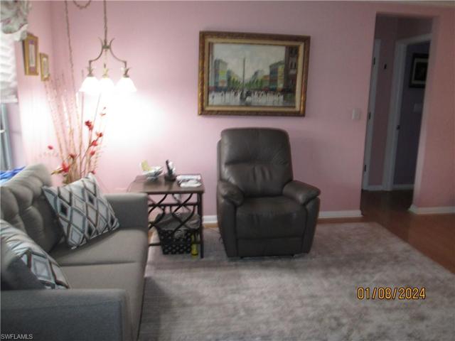 405 Parkside ST, LEHIGH ACRES FL 33936